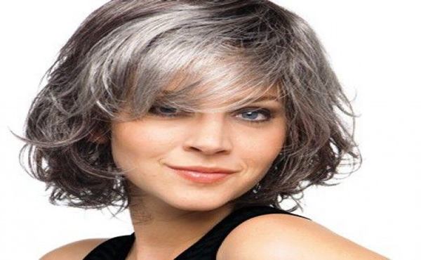 como cuidar de cabelos grisalhos femininos