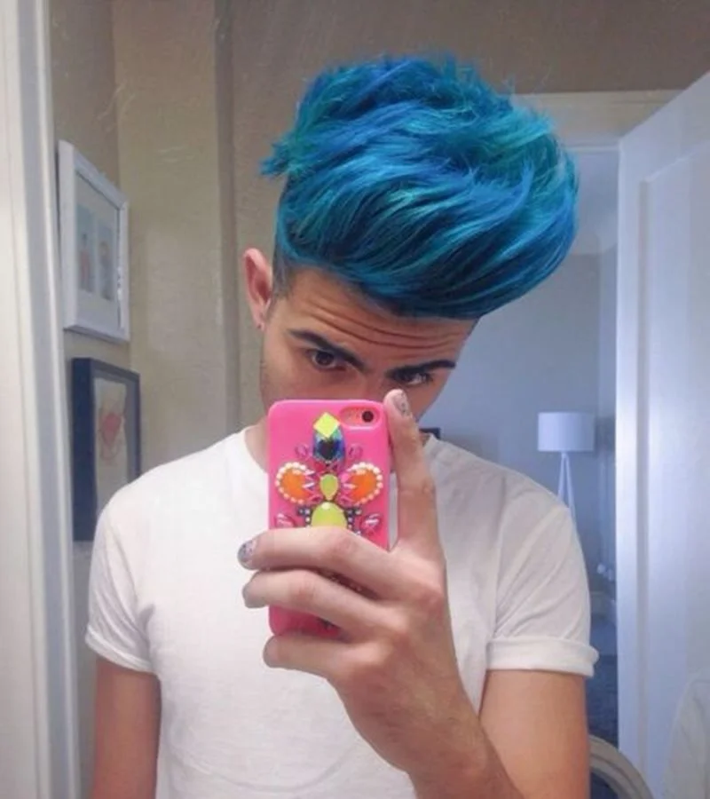 Cabelo azul masculino 6