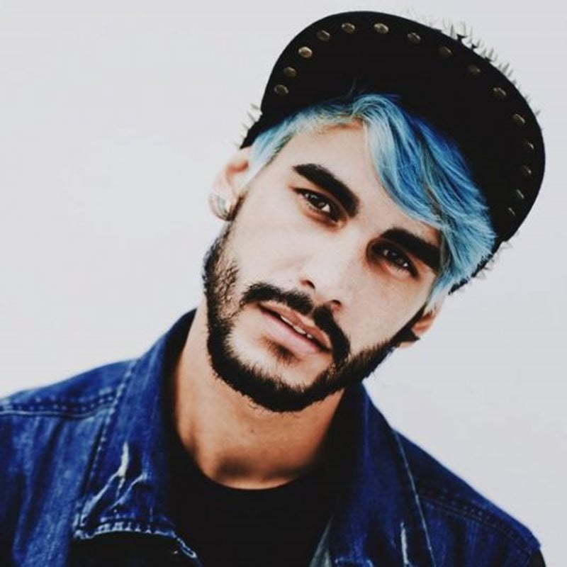 Cabelo azul masculino 7