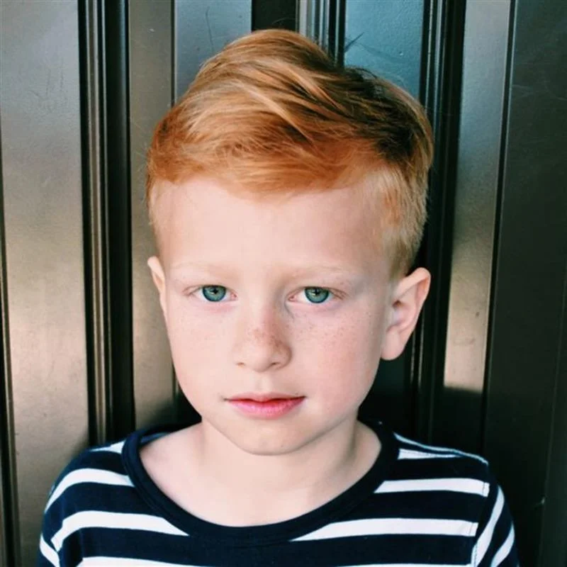 Corte masculino infantil para cabelos lisos e finos 3