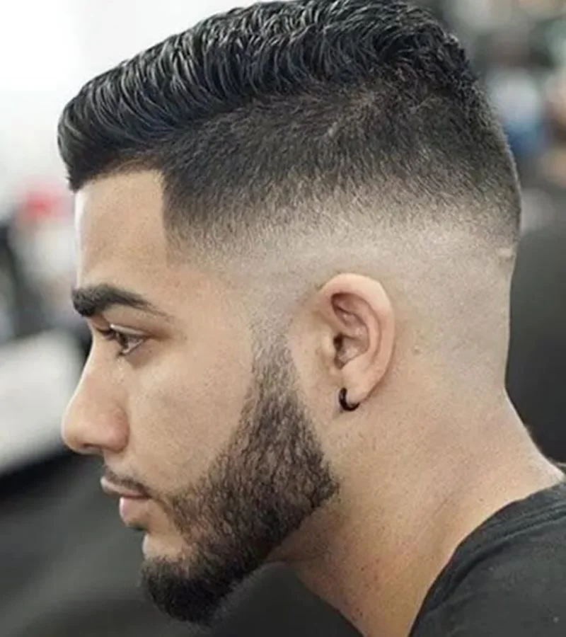 CORTE DE CABELO CLÁSSICO LOW FADE